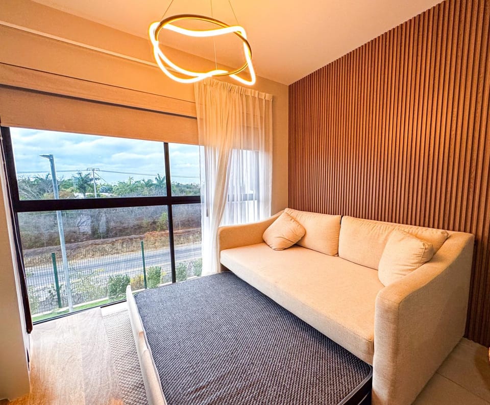 Bed, Living room