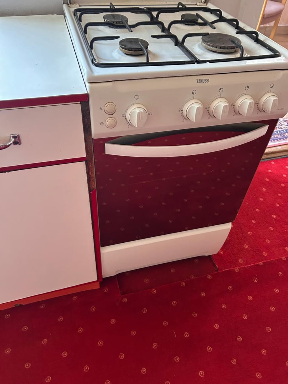 Kitchen or kitchenette, oven, stove