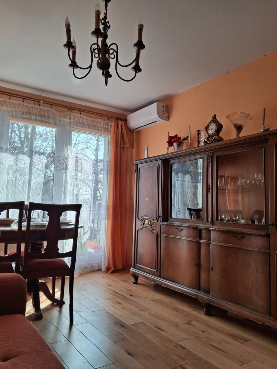 Apartment with air conditioning next to Arkadia park, 38 sq meters Apartment in Warsaw