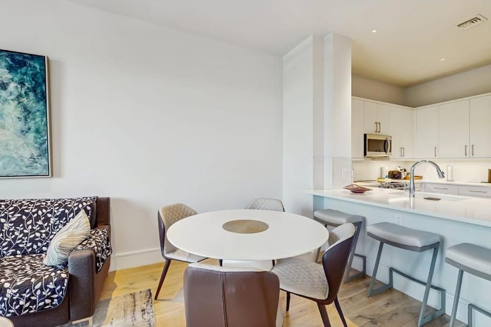 SoCe Flats 204 House in Naples