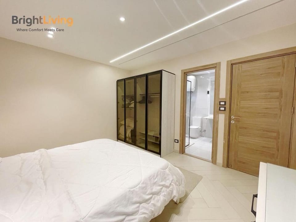 124/69/42 · Super Luxury Madinaty 3BR<MasterBR+5G Wifi+View Apartment in Cairo Governorate