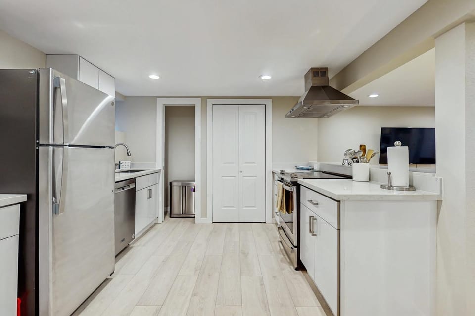 Husky Haven House in Seattle
