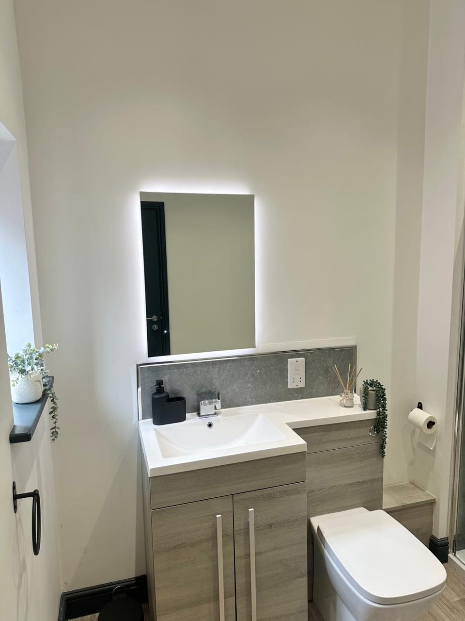 Affordable 1BR Flat By Ankers Short Term Lets Matlock Bath with Exclusive Summer Savings Apartment in Amber Valley
