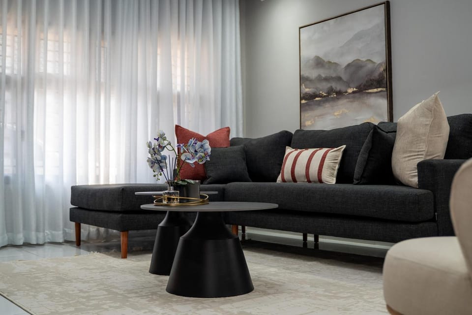 Living room, Seating area