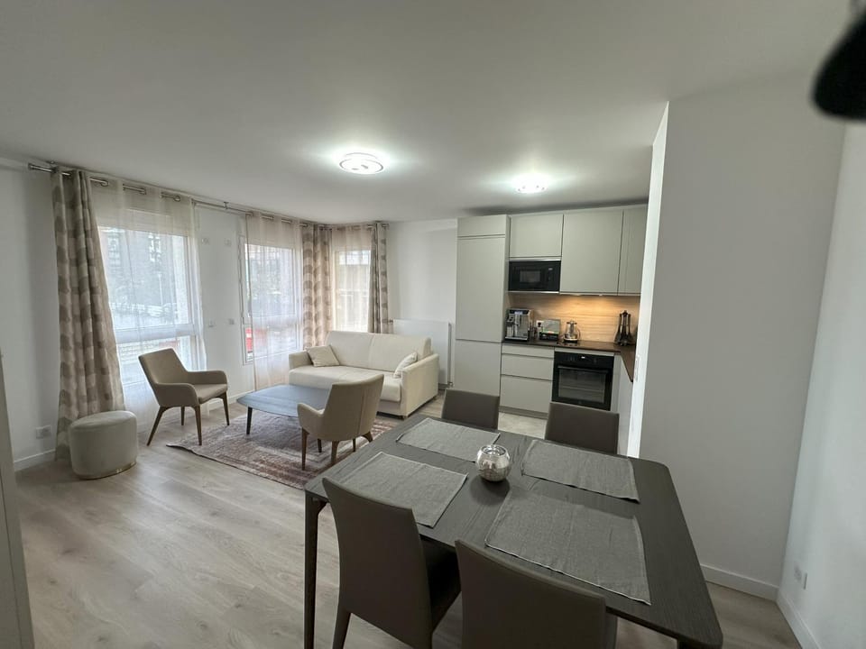 Kitchen or kitchenette, Living room, Dining area