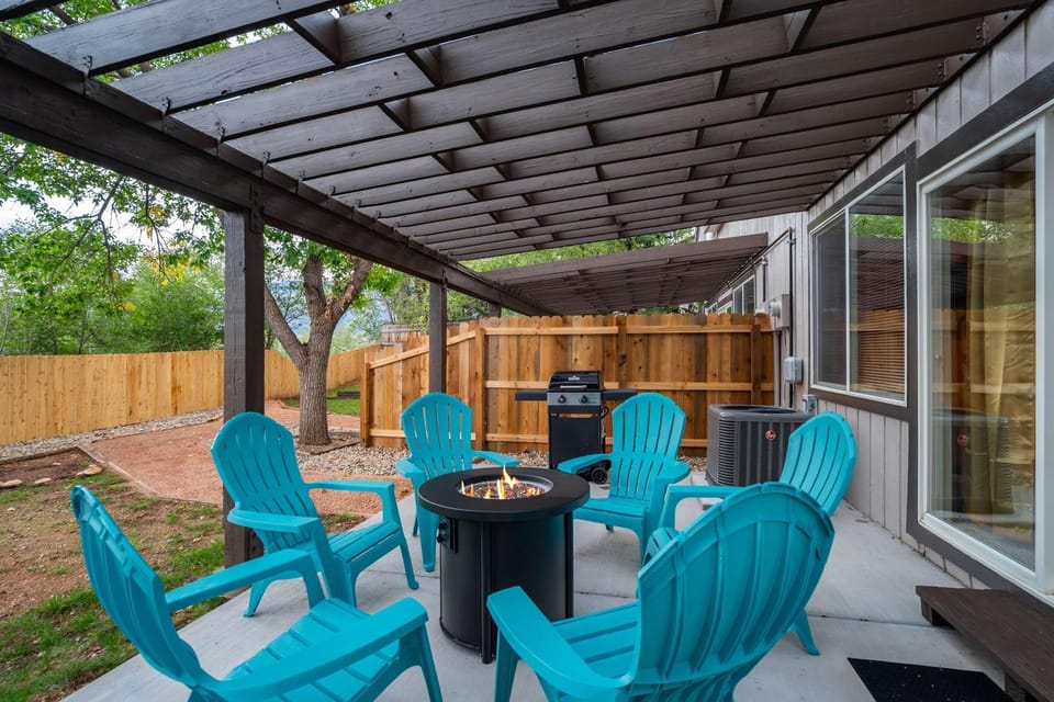 Champion Estate Epic Game Room Fire Pits & Views Apartment in Colorado Springs