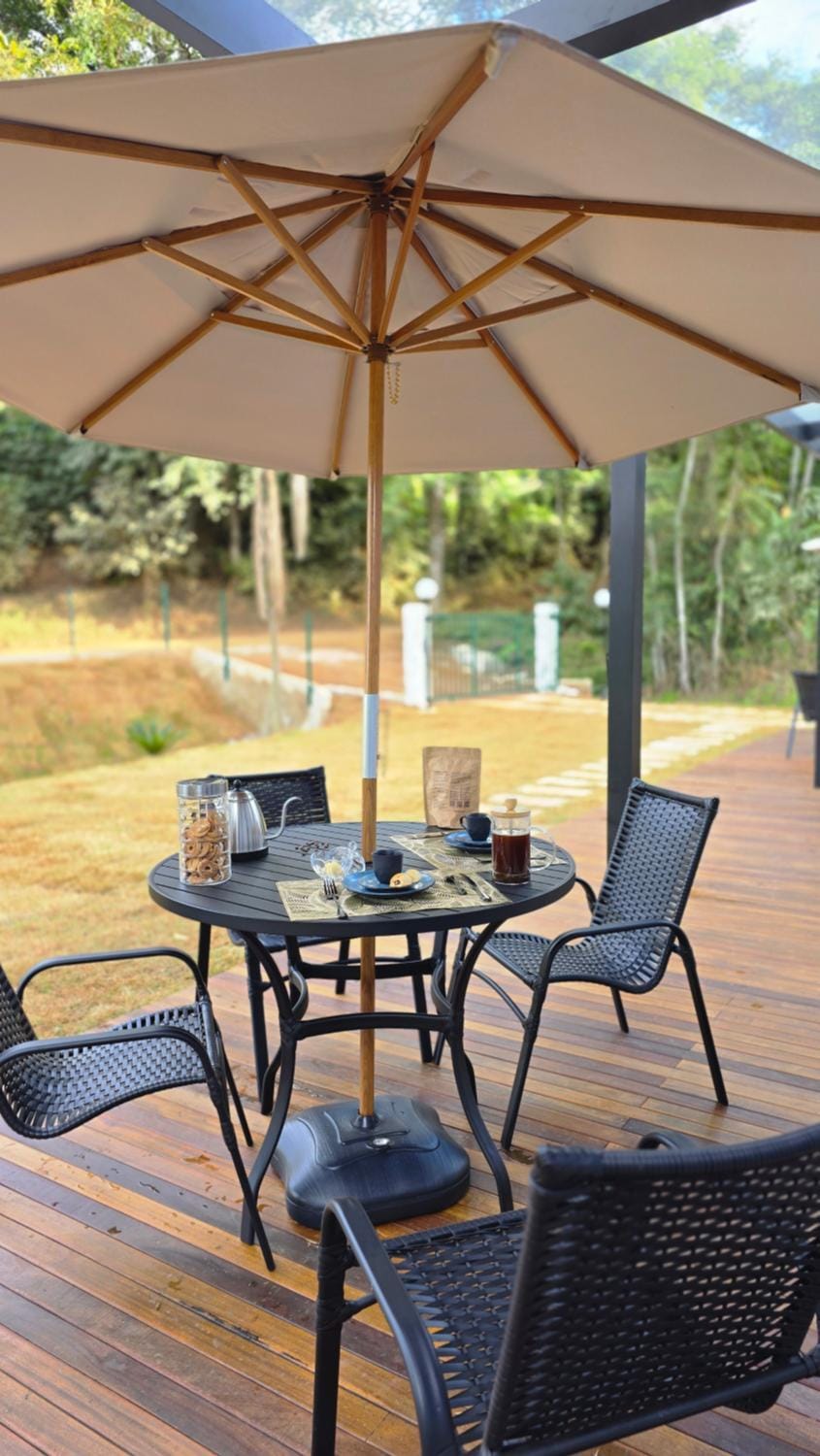 Patio, Day, Garden, Dining area, Garden view