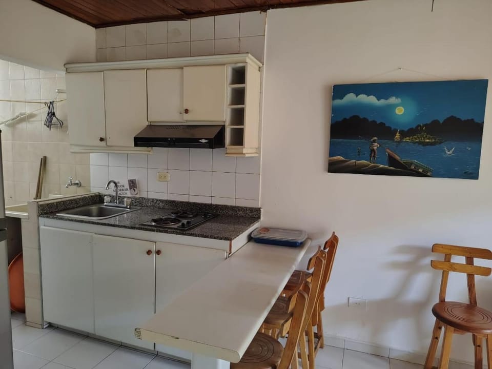 Kitchen or kitchenette, Dining area, stove