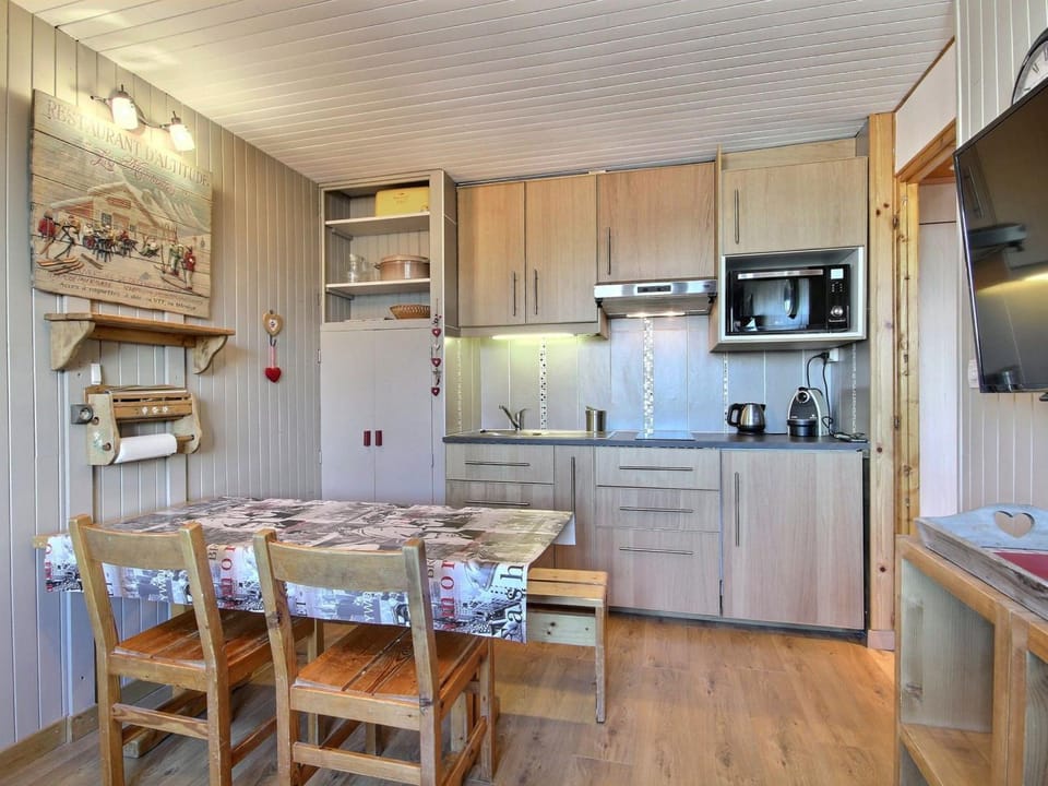 Charmant 2 pièces au cœur de la station avec wifi et animaux acceptés - FR-1-455-273 Apartment in Mâcot-la-Plagne