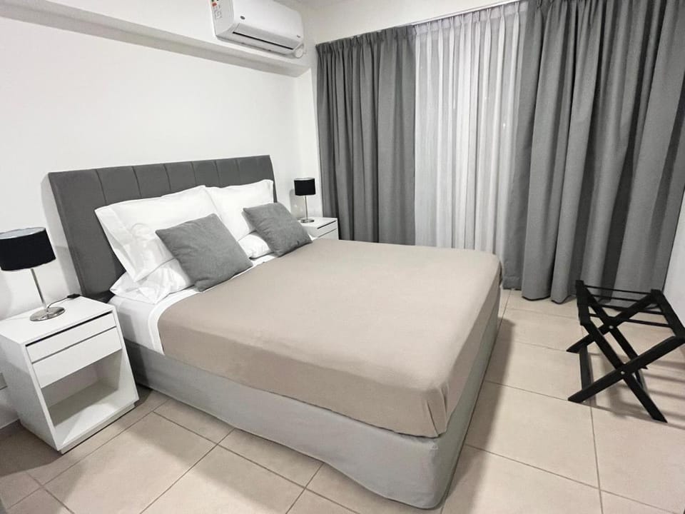 Bed, air conditioner