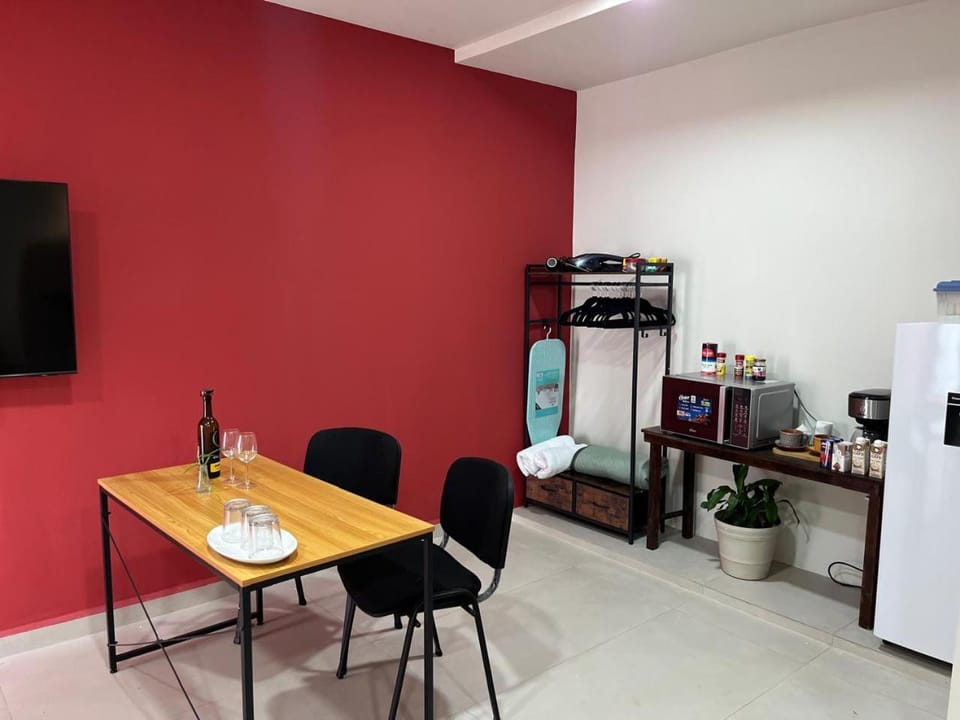 TV and multimedia, Kitchen or kitchenette, Seating area, Dining area, Continental breakfast, wardrobe