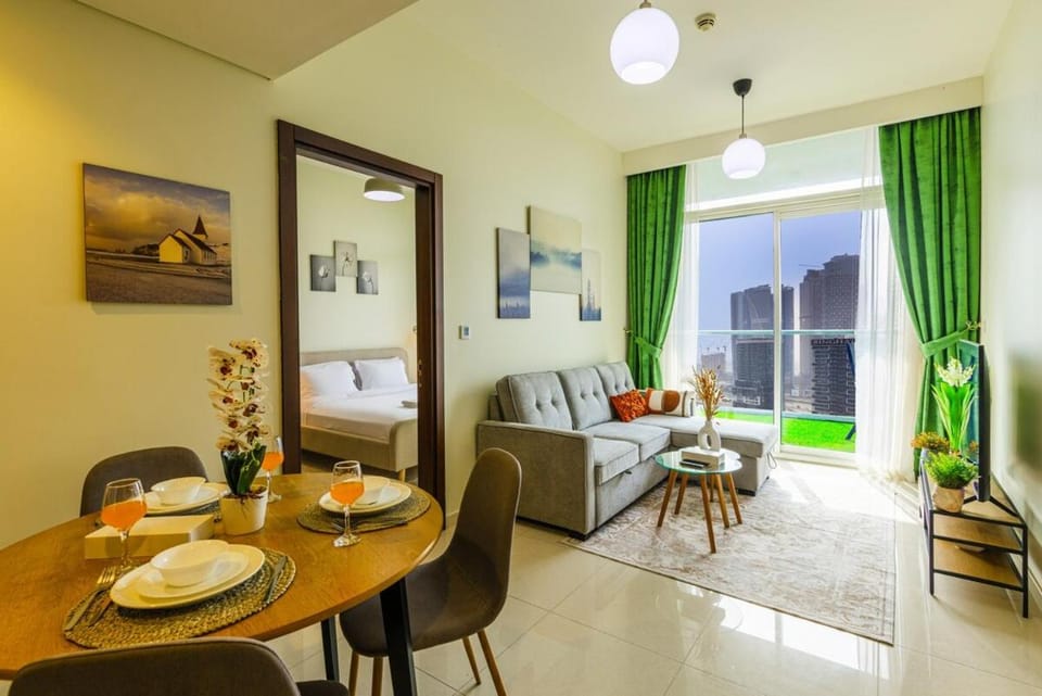 High floor, Canal View, Parking, Crib, Dubai Mall & Burj Khalifa Apartment in Dubai