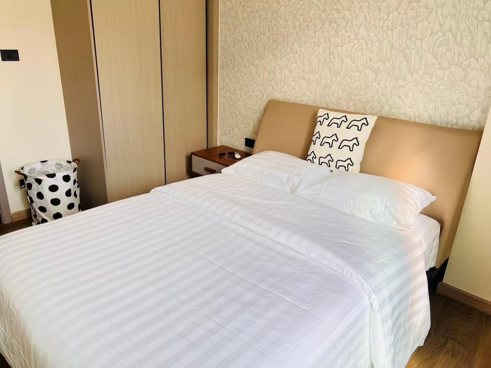 Chiang Mai C8 Vacation Apartment High Floor with Swimming pool landscape Room Preferred Residence Apartment in Chiang Mai