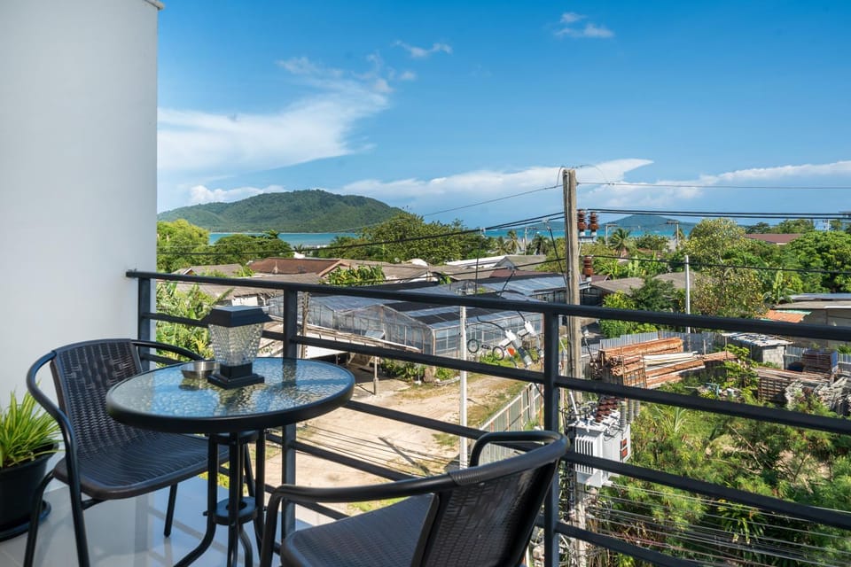 Patio, Day, Natural landscape, View (from property/room), Balcony/Terrace, Sea view