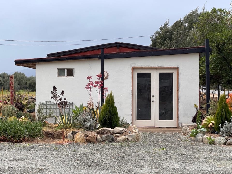 Ranchito Buhos Bed and Breakfast in State of Baja California
