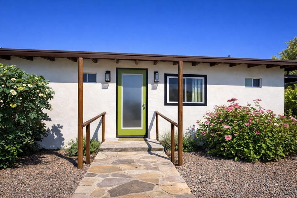 Ranchito Buhos Bed and Breakfast in State of Baja California