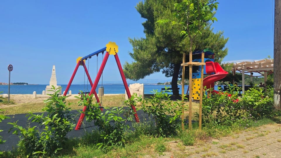 Children play ground, Beach