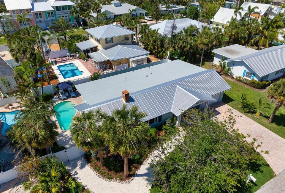 Latitude Adjustment AMI home House in Holmes Beach