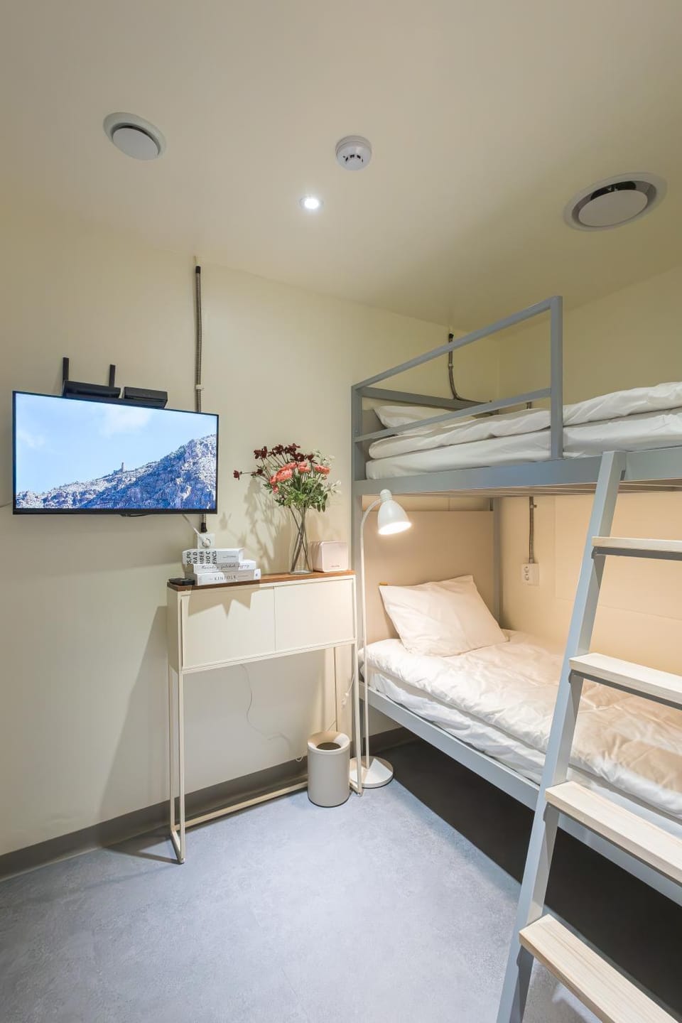 bunk bed