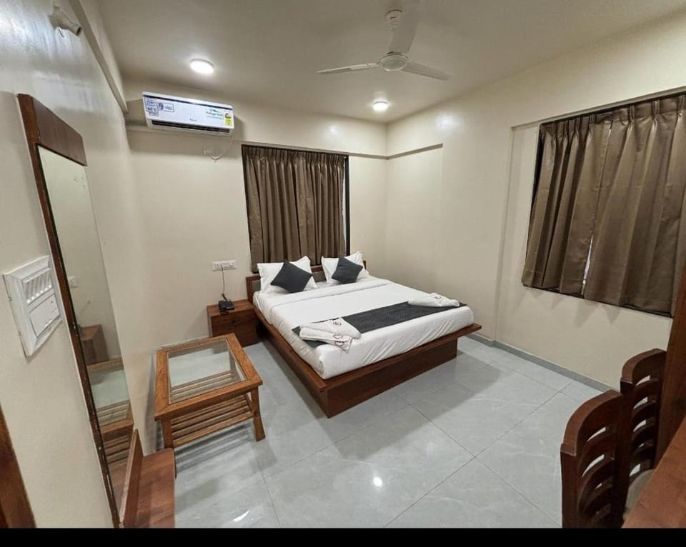 2 Bedroom Deluxe Apartment Apartment in Pune