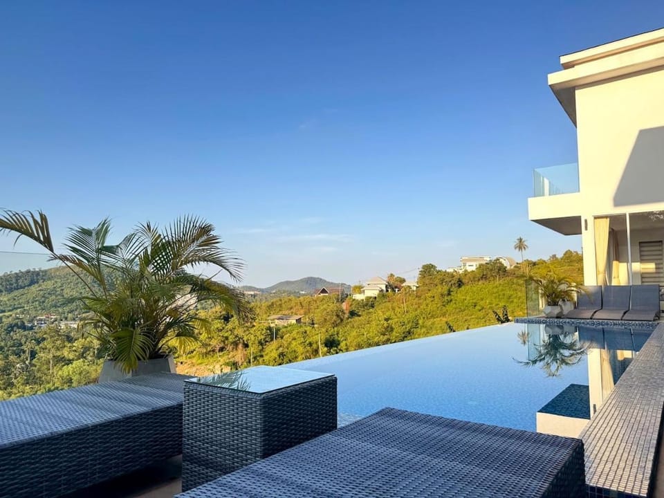 Boput beach, Koh Samui, Thailand, 4-bedroom, 4-bathroom, pool villa A Villa in Ko Samui