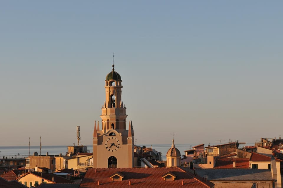 City view, Landmark view, Sea view, Sunrise