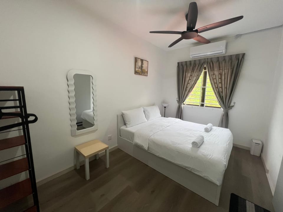 Alur Homestay Casa 4 Bedrooms House in Sabah