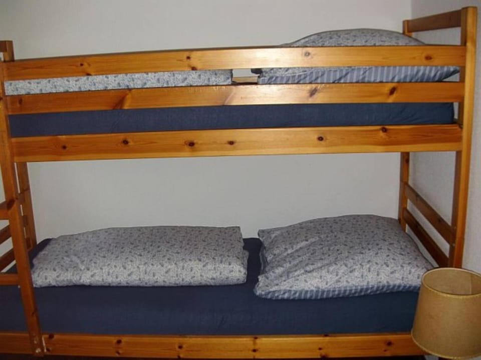 bunk bed