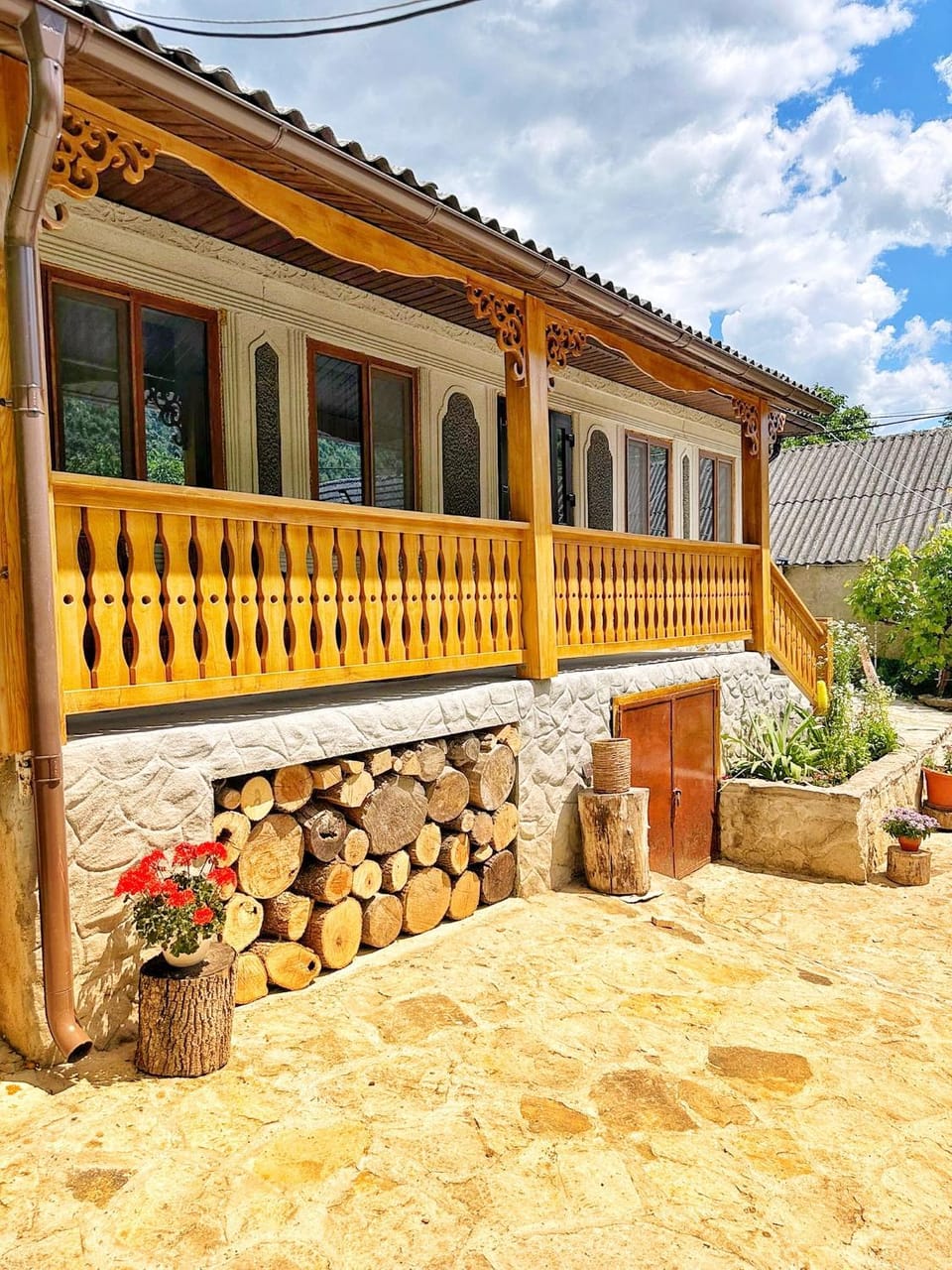 Property building, Patio, Day