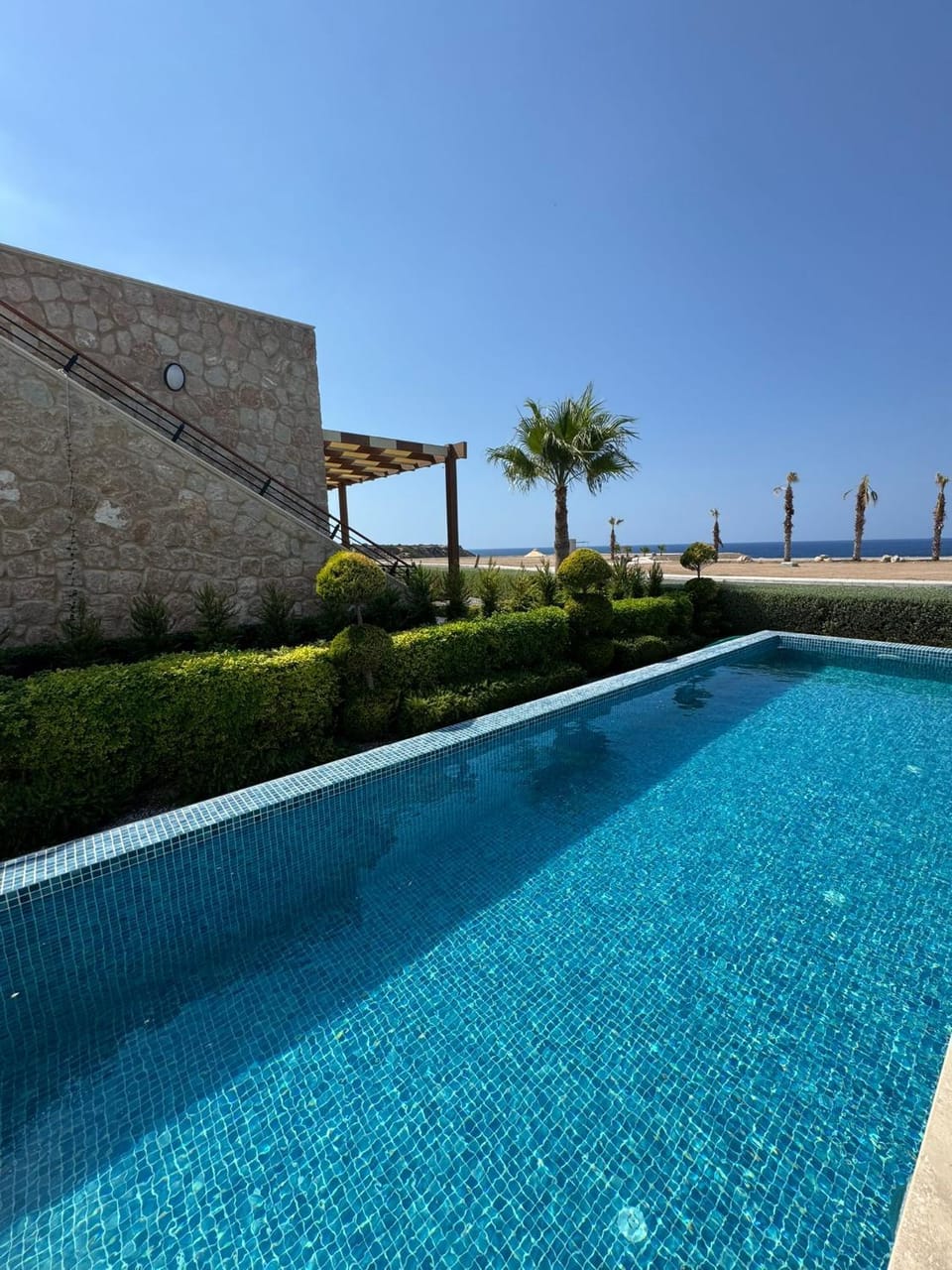 Garden, Swimming pool