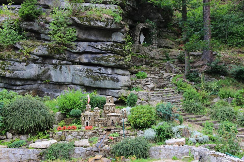 Day, Natural landscape, Summer, Garden, Decorative detail, On site