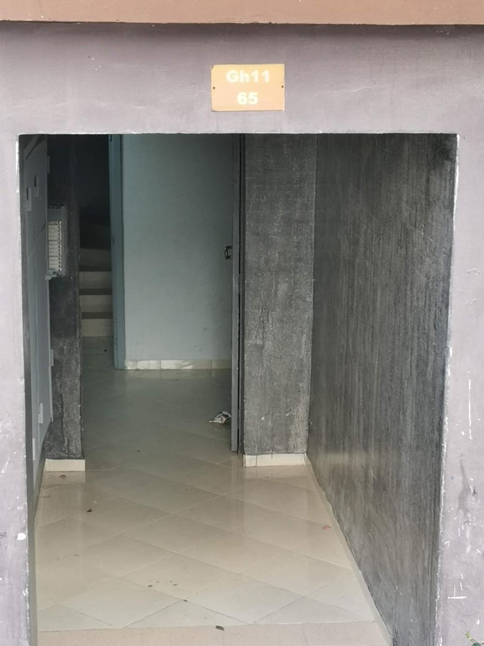 Facade/entrance