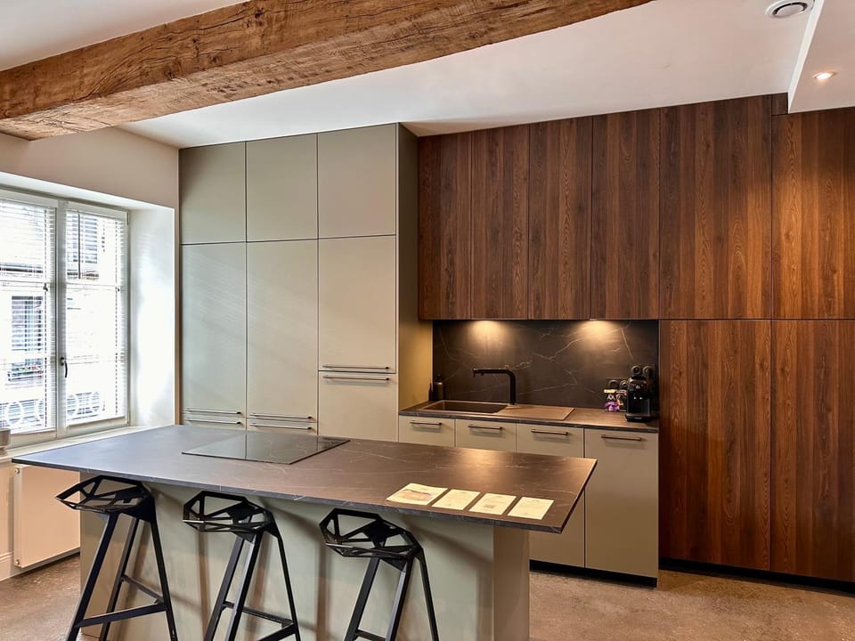 Kitchen or kitchenette, stove, kitchen