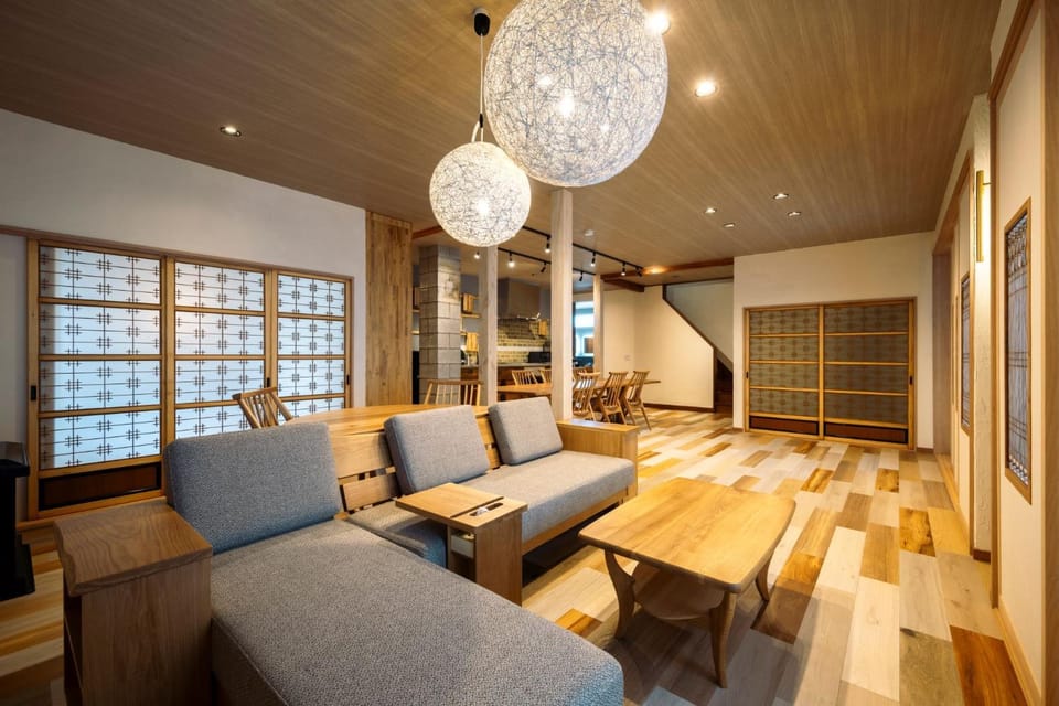 Living room, Dining area