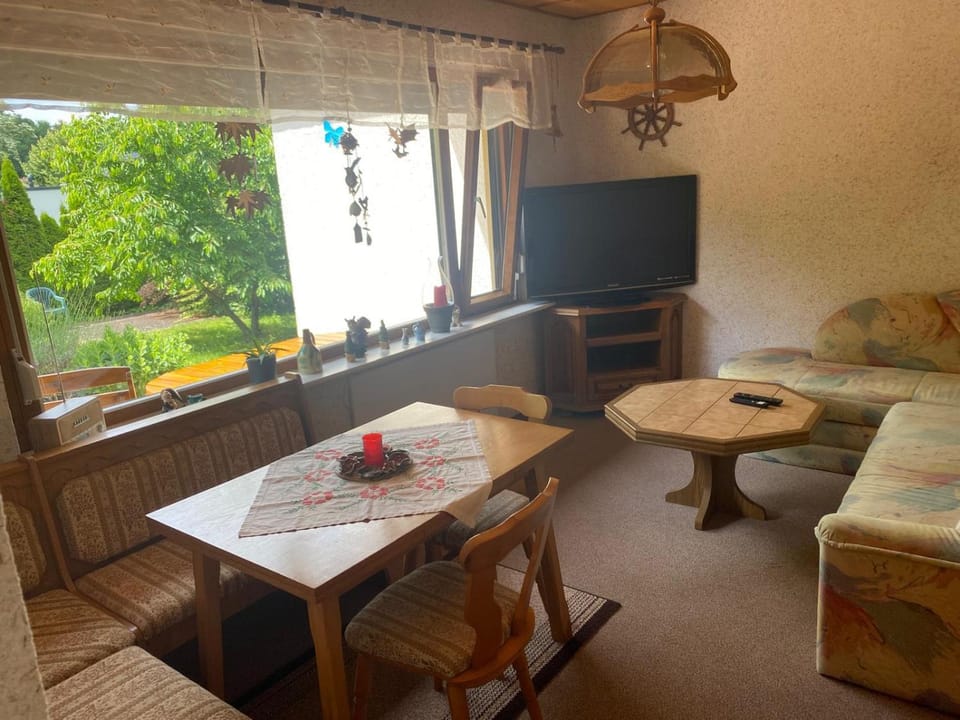 Living room, Photo of the whole room, Evening entertainment