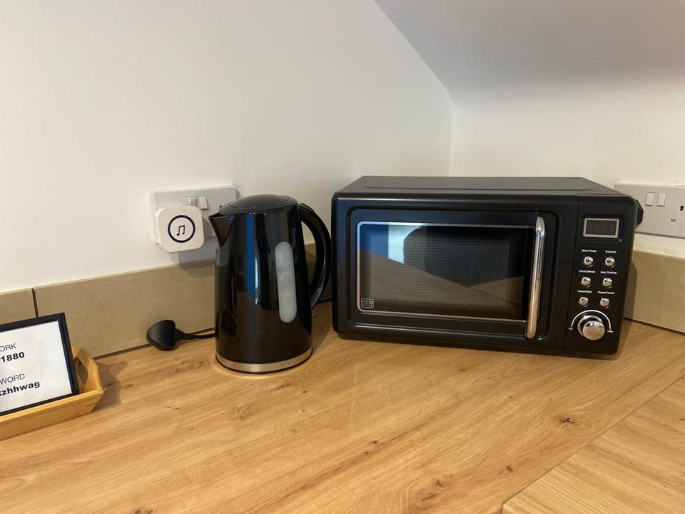 Coffee/tea facilities