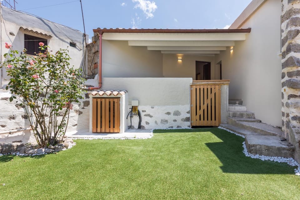 Patio, Garden, Garden view