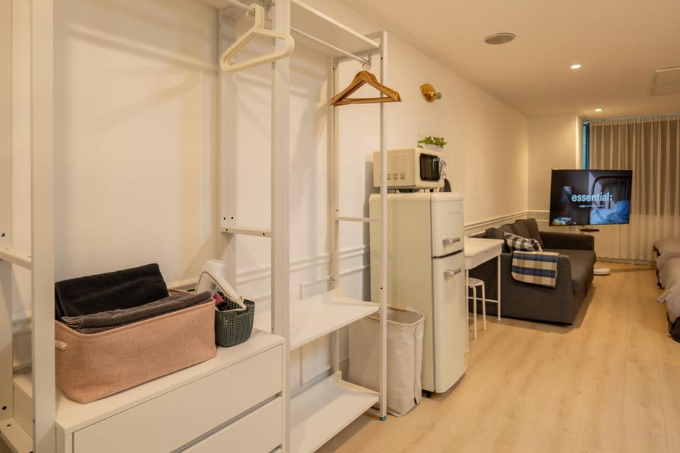 TV and multimedia, Living room, wardrobe