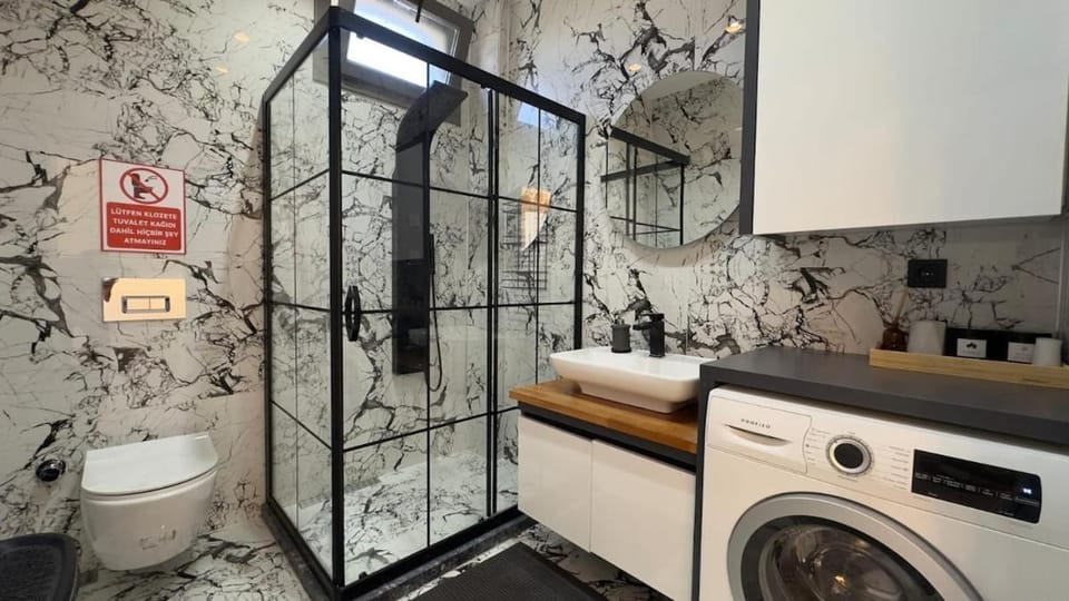 Shower, Toilet, Bathroom, washing machine, dryer