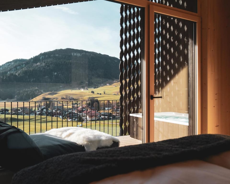 Bed, Day, Natural landscape, View (from property/room), Balcony/Terrace, Photo of the whole room, Bedroom, Mountain view