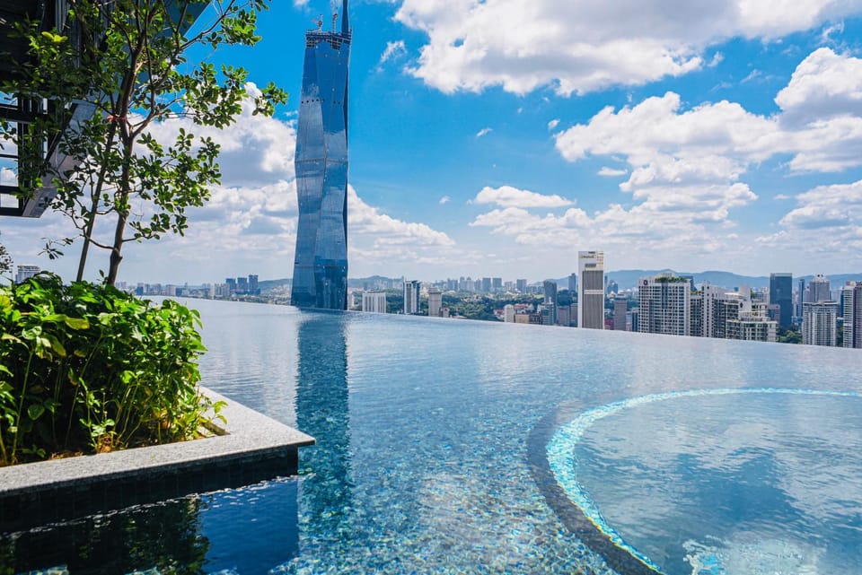 Nearby landmark, Day, Pool view, Swimming pool