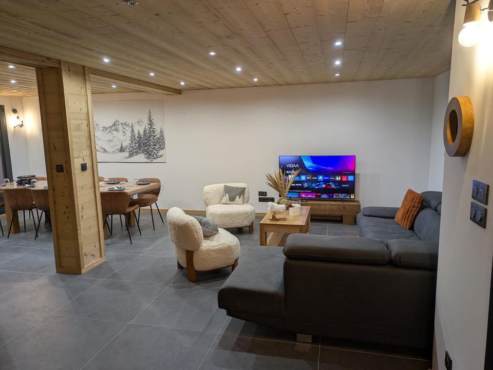 TV and multimedia, Living room