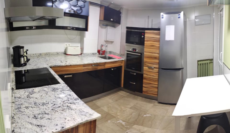 Acà Y Allà Apartamento Alfonso El Batallador Apartment in Pamplona