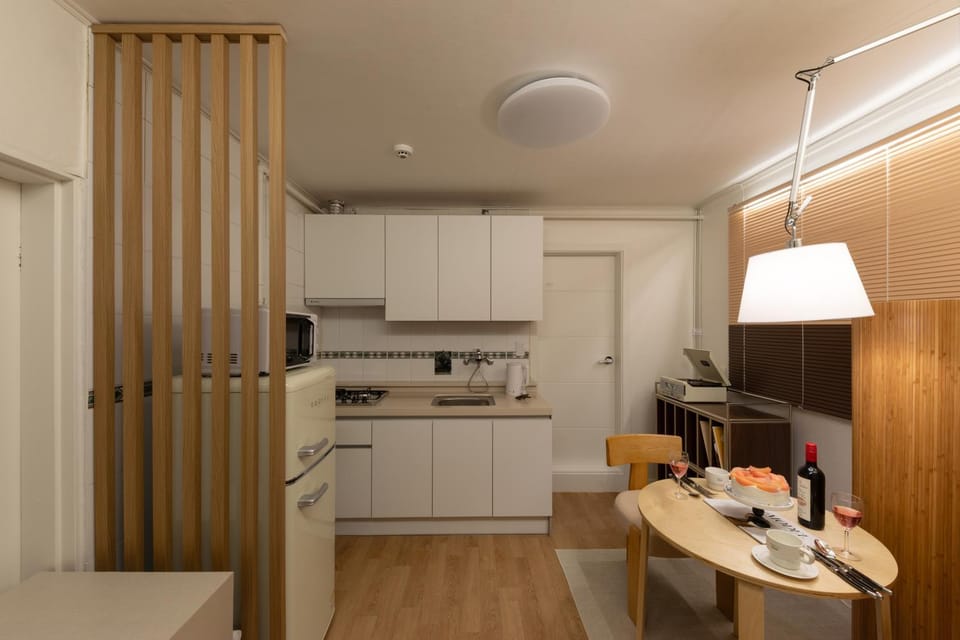 Chorok on Stay Bed and Breakfast in Seoul