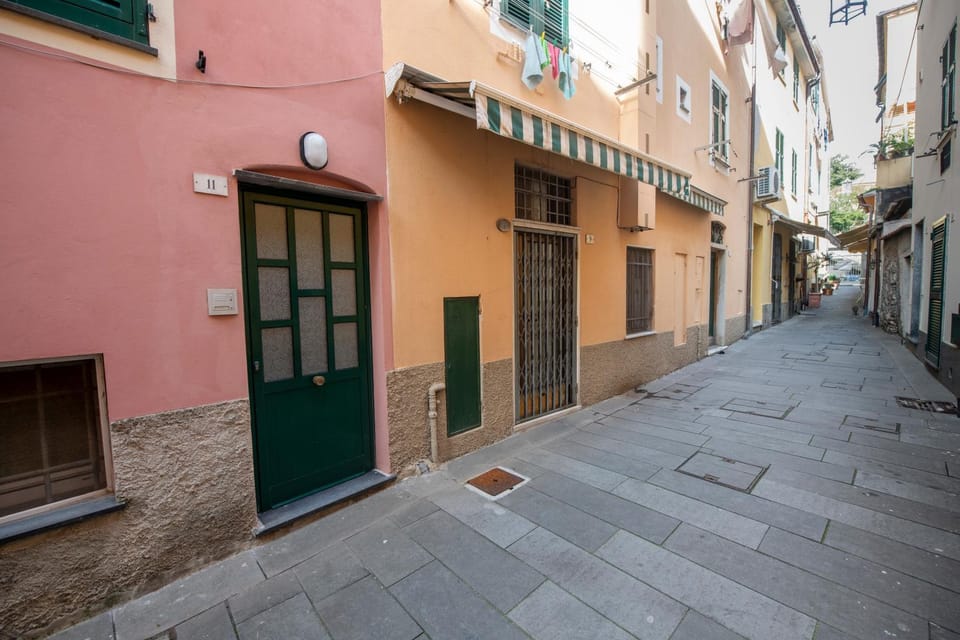 Property building, Neighbourhood, Street view