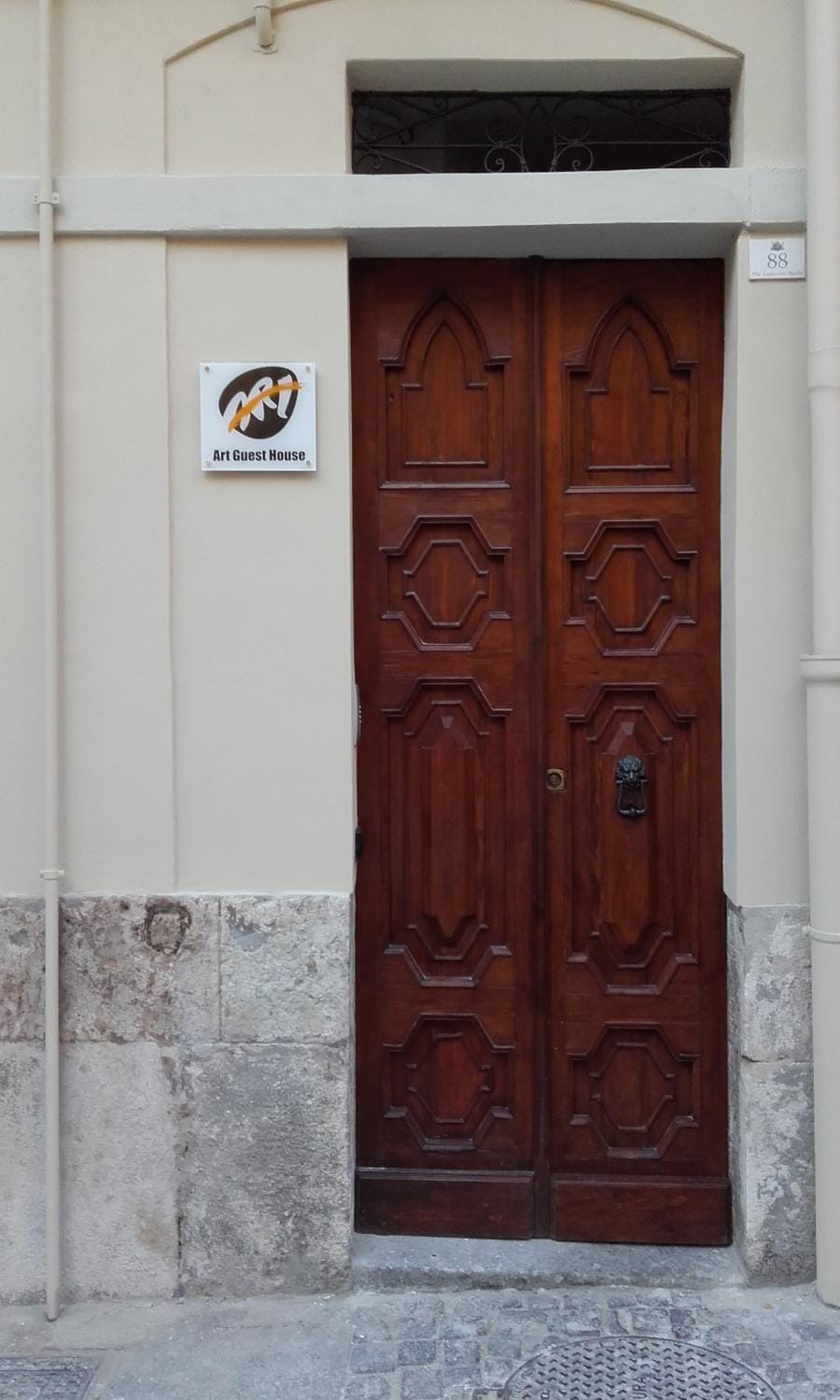 Facade/entrance, Property logo or sign, Decorative detail, Logo/Certificate/Sign