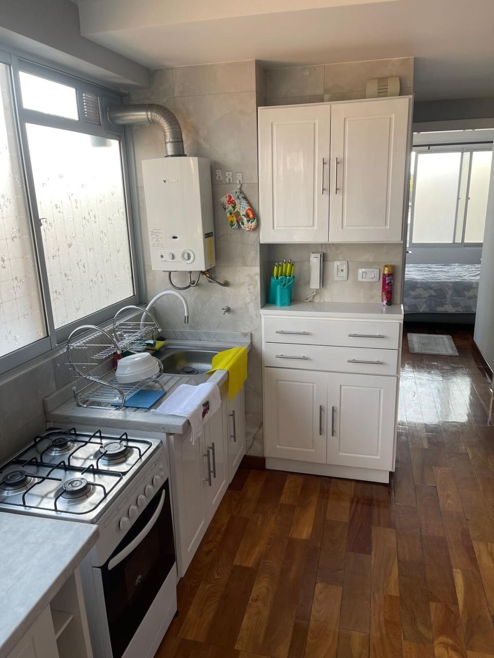 Kitchen or kitchenette