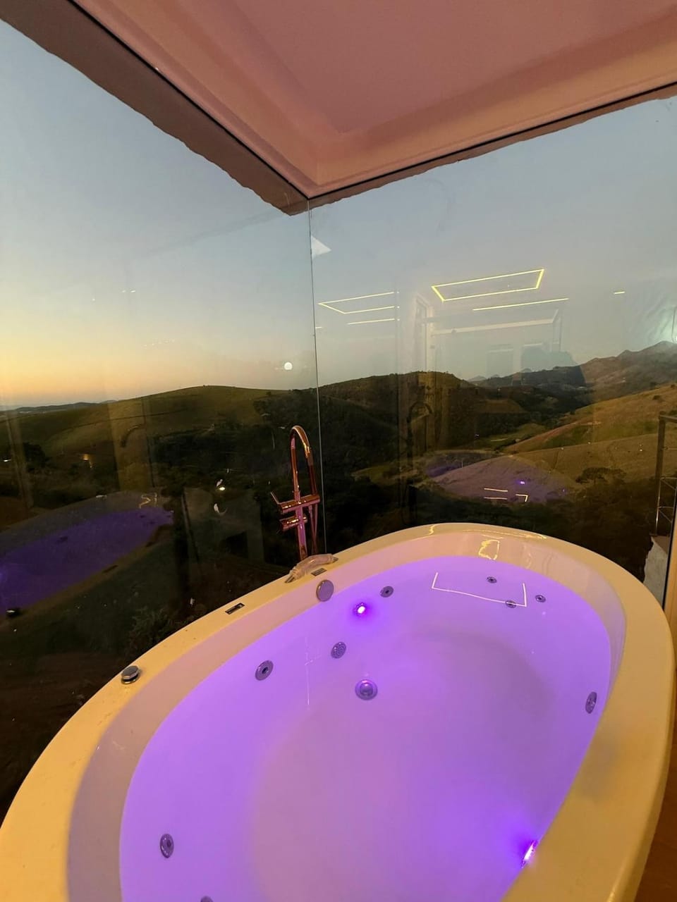 Natural landscape, Hot Tub, Mountain view