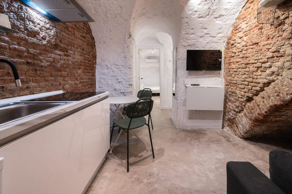 MV26 Full Apartament Malasaña Gran Via Apartment in Centro