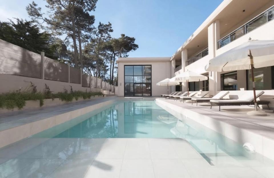 Swimming pool, Swimming pool